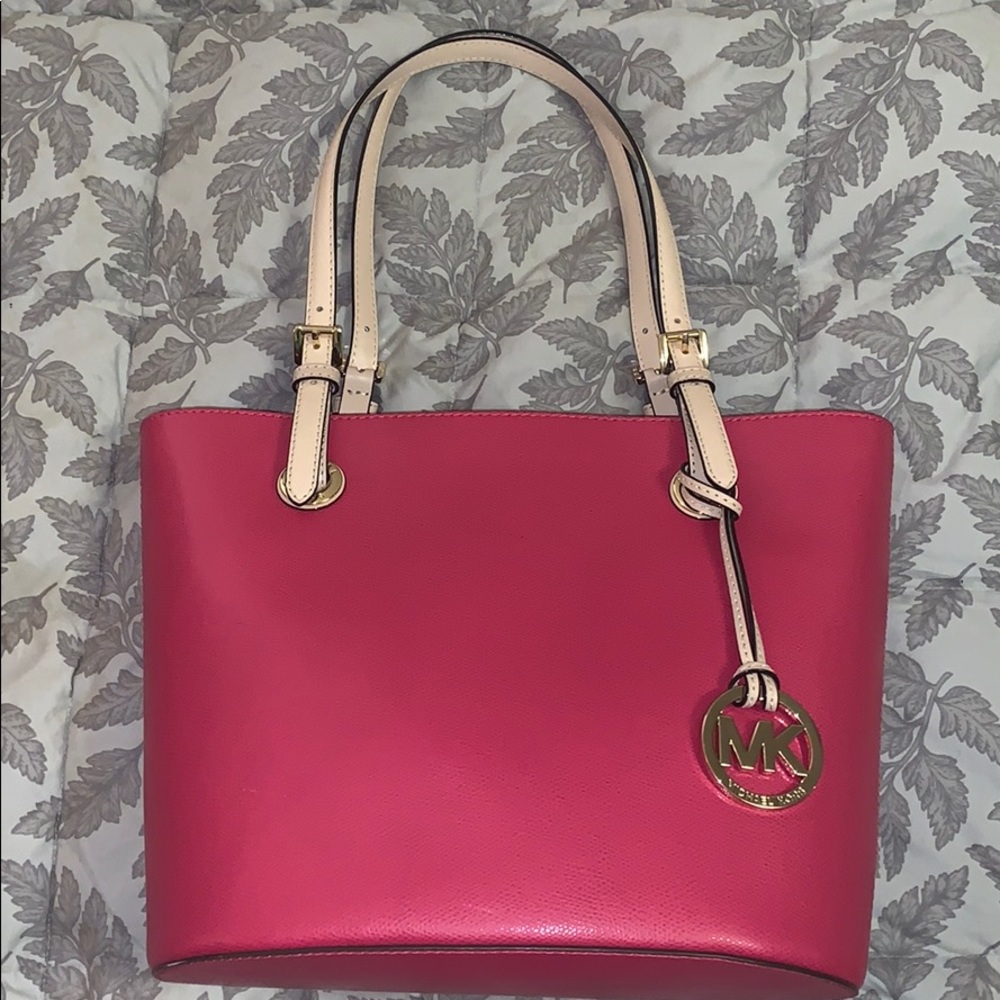 Michael Kors shoulder bag hot pink